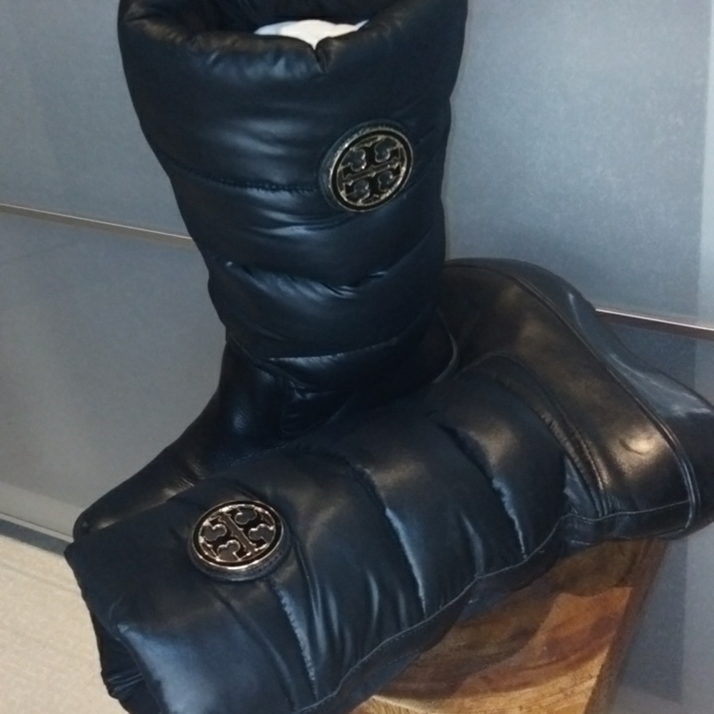 Tory Burch leather water repellent snow boots, black.